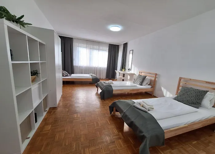 Brightcenterapartment